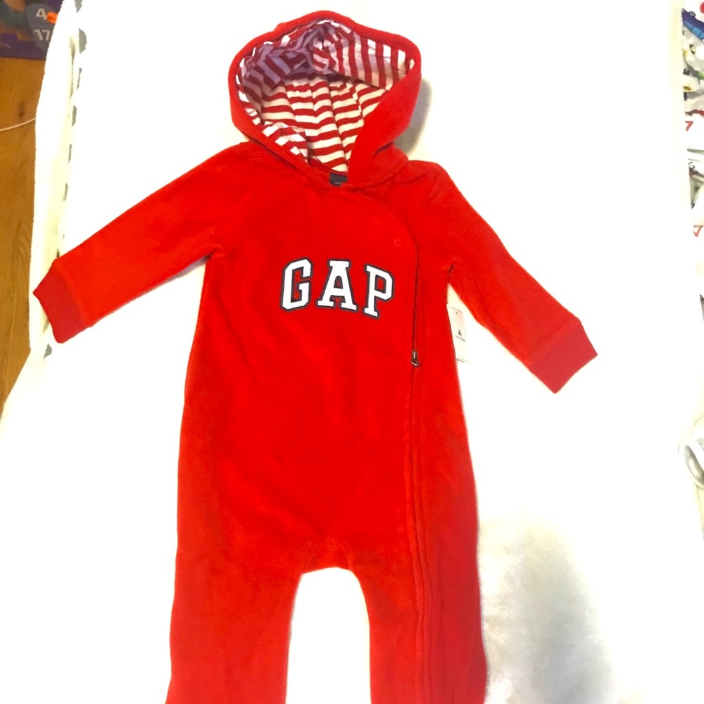 Gap fleece bodysuit